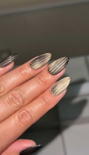 Ribbed glass nails